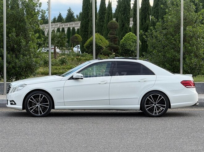 Mercedes E 220-5