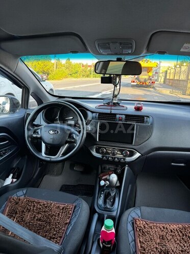 Kia Rio-9
