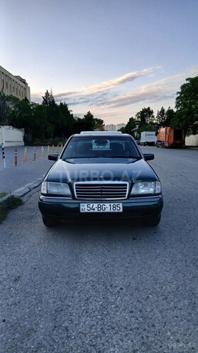 Mercedes C 200-1