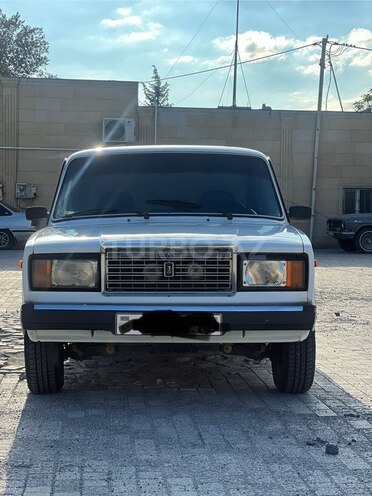 LADA (VAZ) 2107-1