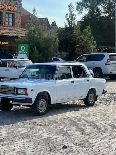 LADA (VAZ) 2107-5