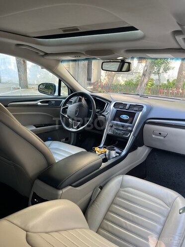 Ford Fusion (North America)-9