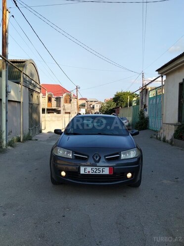 Renault Megane-2