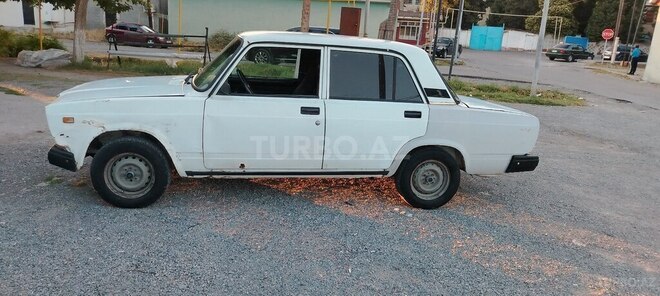 LADA (VAZ) 2107-2