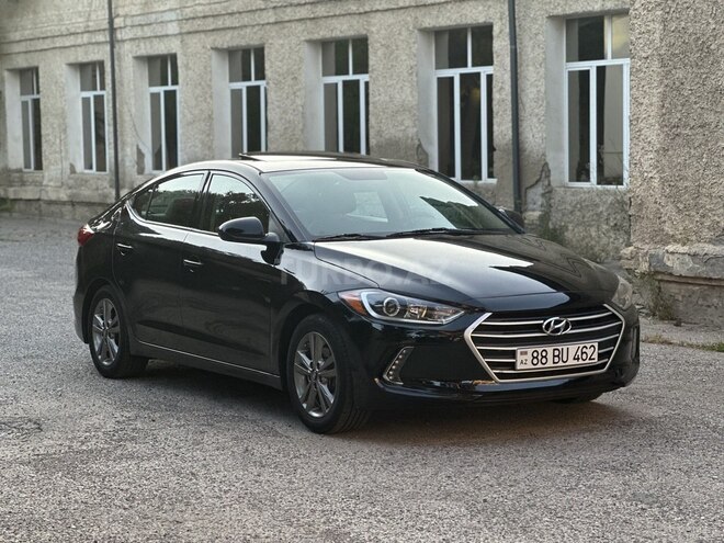 Hyundai Elantra-2