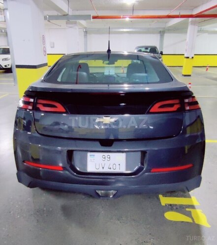Chevrolet Volt-8
