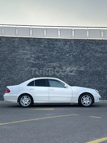 Mercedes E 220-7