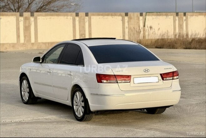 Hyundai Sonata-15