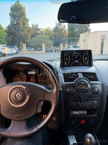 Renault Megane-10