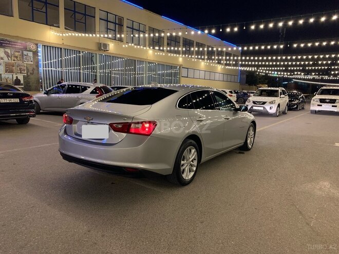 Chevrolet Malibu-13