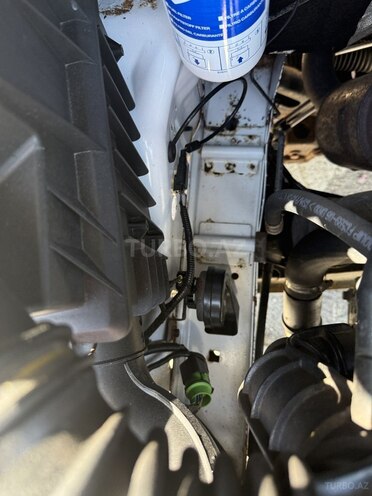 Ford Transit-17