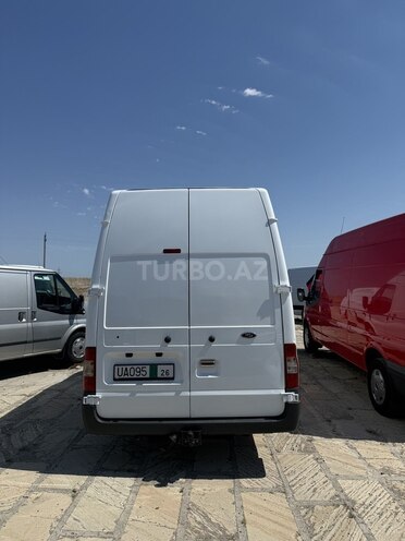 Ford Transit-2