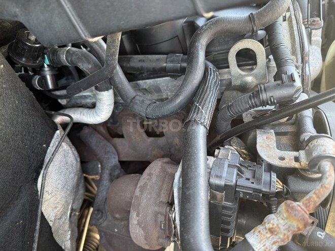 Ford Transit-19