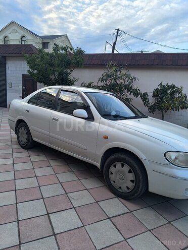 Nissan Sunny-9