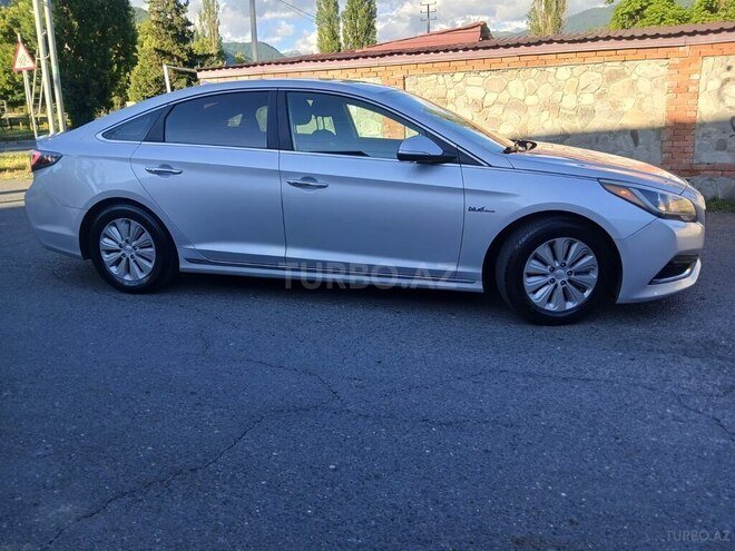 Hyundai Sonata-7