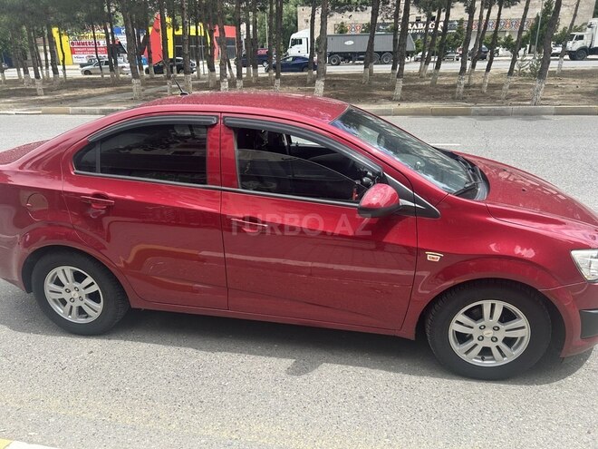 Chevrolet Aveo-3