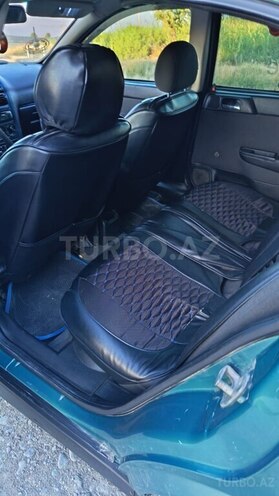 Opel Astra-11