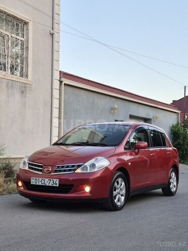 Nissan Tiida-2