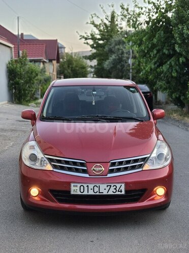 Nissan Tiida-1