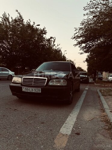 Mercedes C 220-2