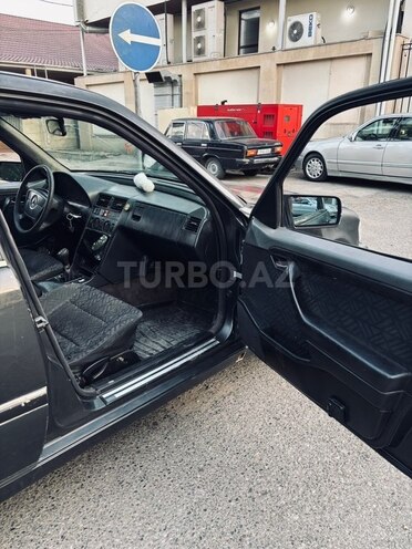 Mercedes C 220-16