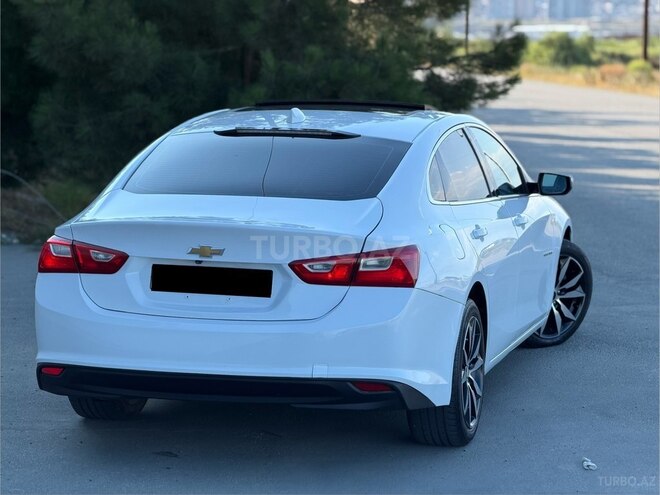 Chevrolet Malibu-9