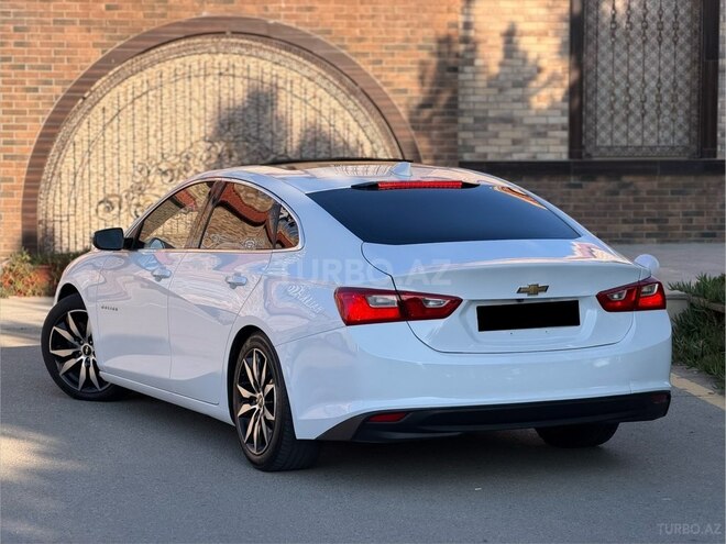 Chevrolet Malibu-3
