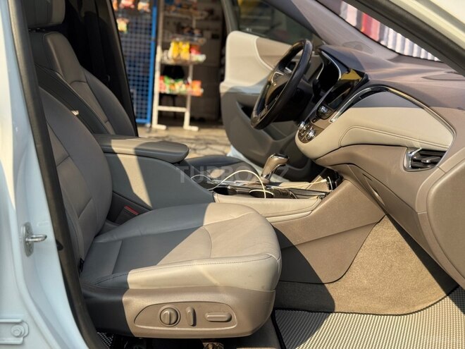 Chevrolet Malibu-19