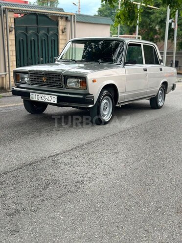 LADA (VAZ) 2107-4