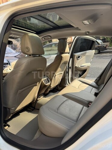 Chevrolet Malibu-17