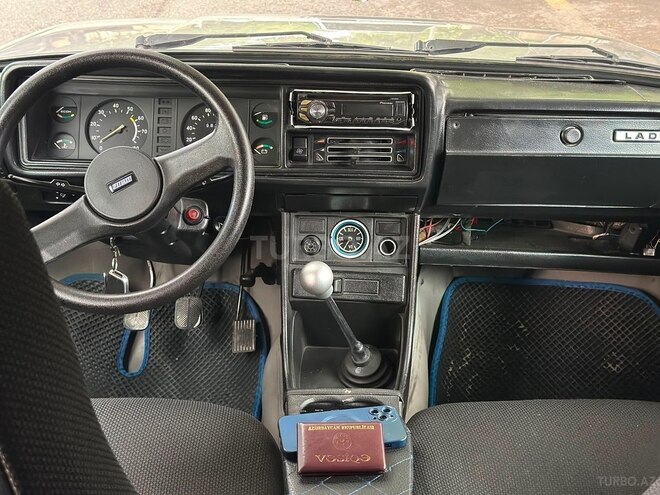 LADA (VAZ) 2107-16