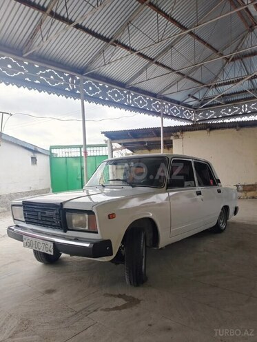 LADA (VAZ) 2107-4