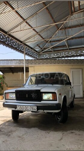 LADA (VAZ) 2107-1
