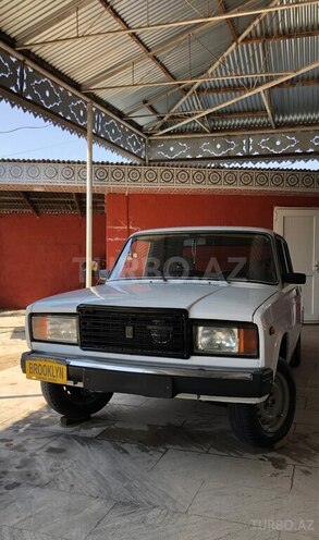 LADA (VAZ) 2107-5