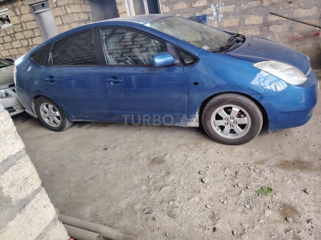 Toyota Prius-11