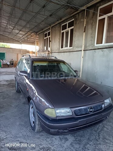 Opel Astra-12