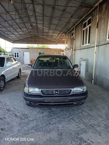 Opel Astra-1