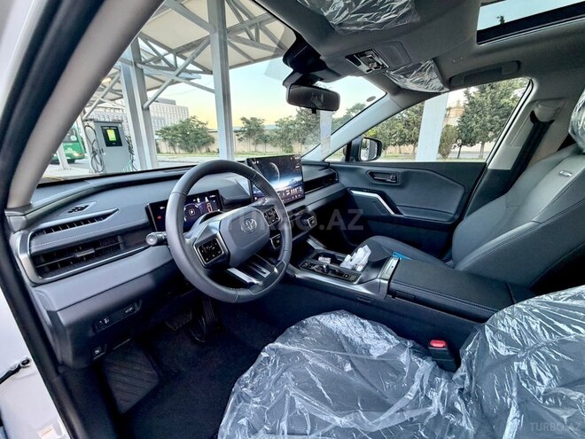 Toyota RAV4-14
