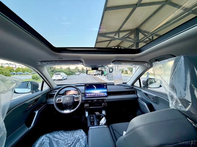 Toyota RAV4-9