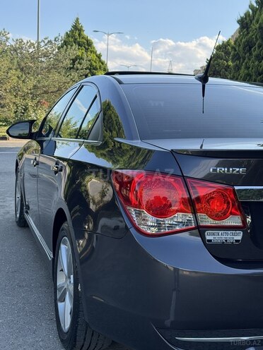 Chevrolet Cruze-6
