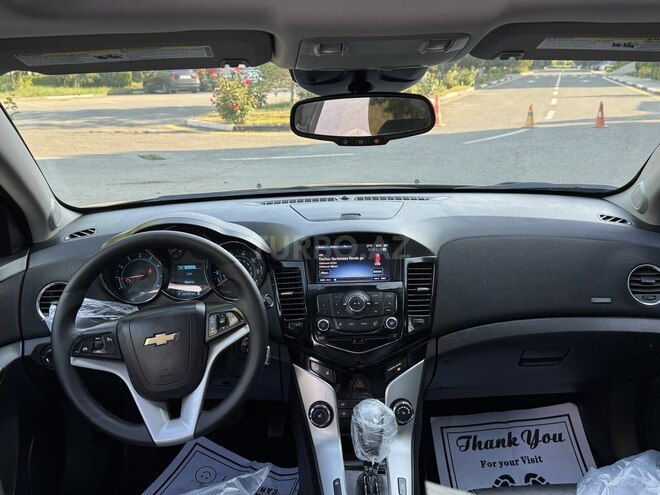 Chevrolet Cruze-8