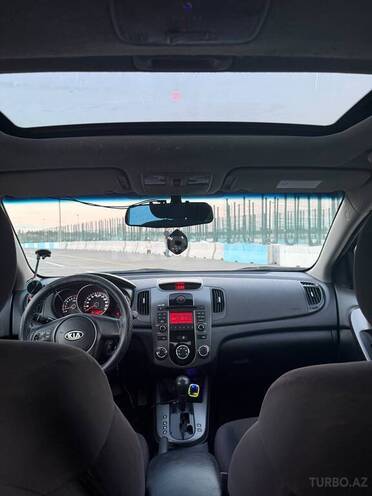 Kia Cerato-6