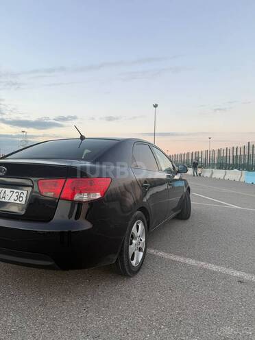 Kia Cerato-5