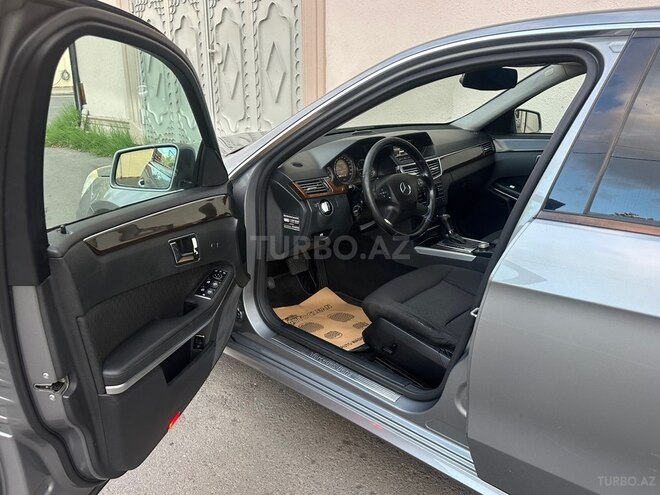 Mercedes E 220-20