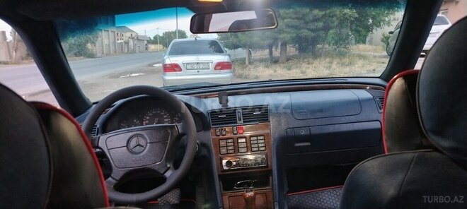 Mercedes C 220-13