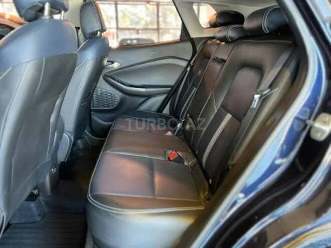 Chevrolet Tracker-5