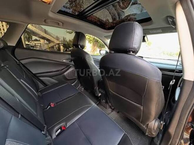Chevrolet Tracker-6
