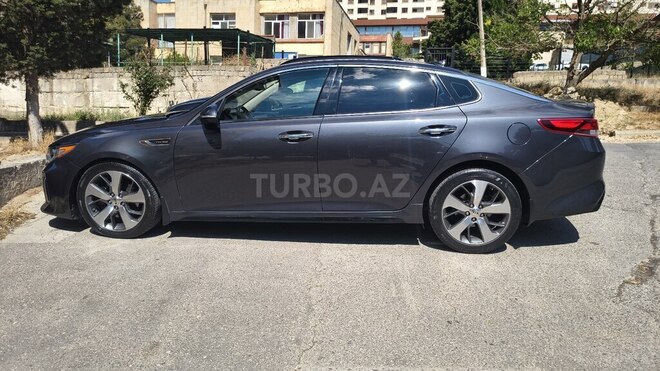 Kia Optima-3