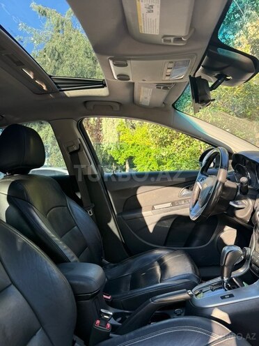 Chevrolet Cruze-8