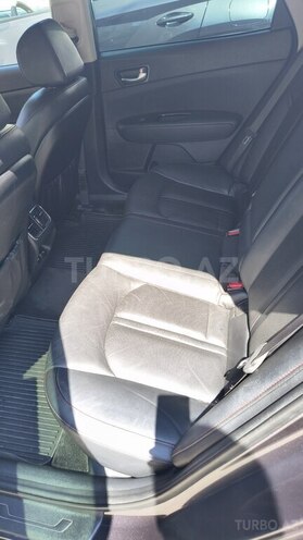 Kia Optima-10